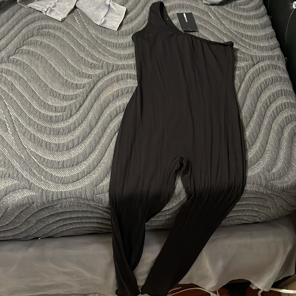 Off the shoulder romper - Picture 2 of 2